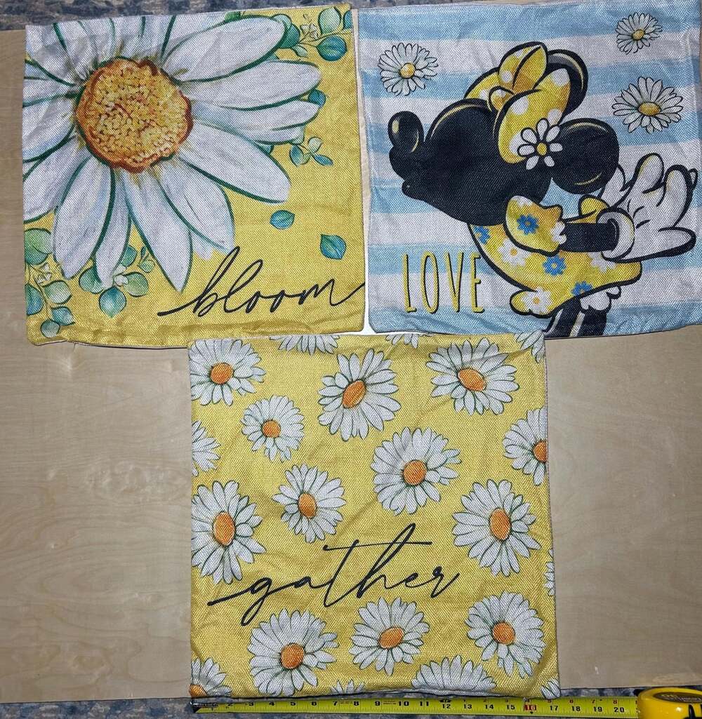 Muslin Set of Three 17 “ Pillow Covers Minnie Mouse and Daisies Yellow flowers L